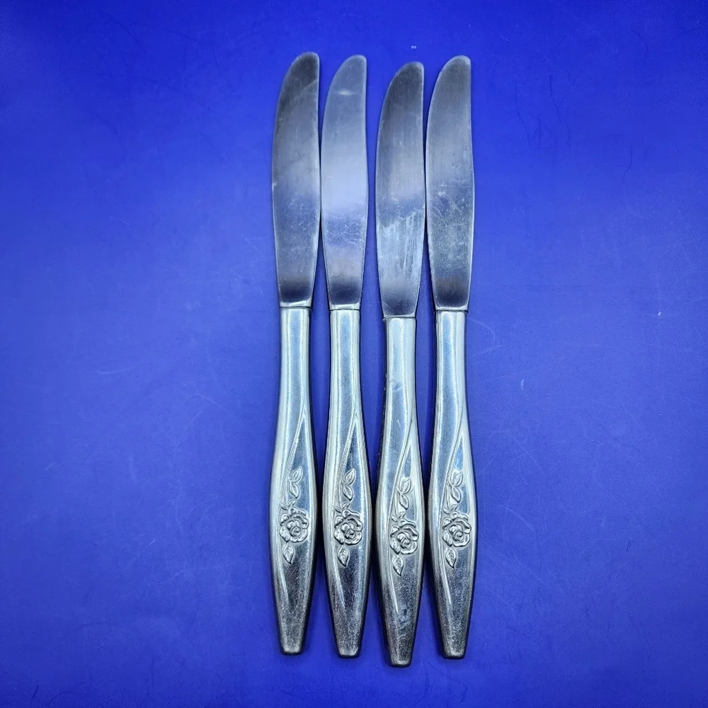 4 Oneida Lasting Rose Dinner Knives Stainless Steel Oneidacraft Deluxe Vtg